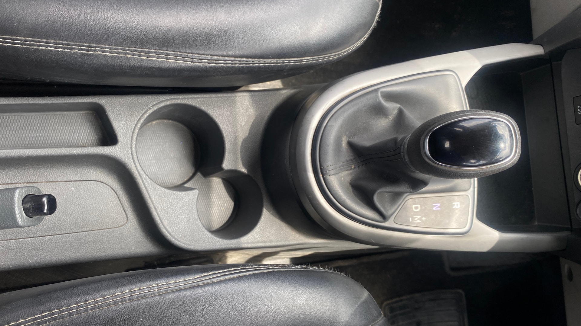 View 2021 Hyundai Grand i10 Nios Sportz Petrol AMT Image 38 Used 2021 Hyundai Grand i10 Nios Sportz Petrol AMT Image 38