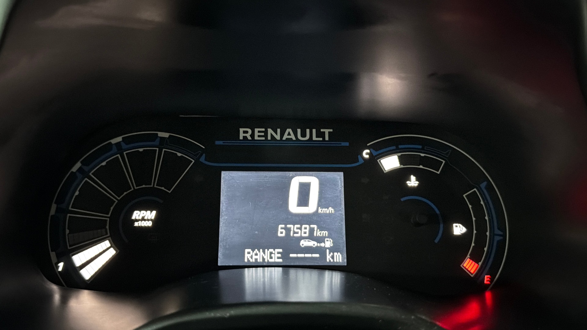 View 2019 Renault Triber RXT Image 34 Used 2019 Renault Triber RXT Image 34