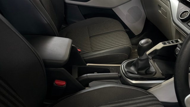 View Kia Carens Image 39 Used Kia Carens Image 39