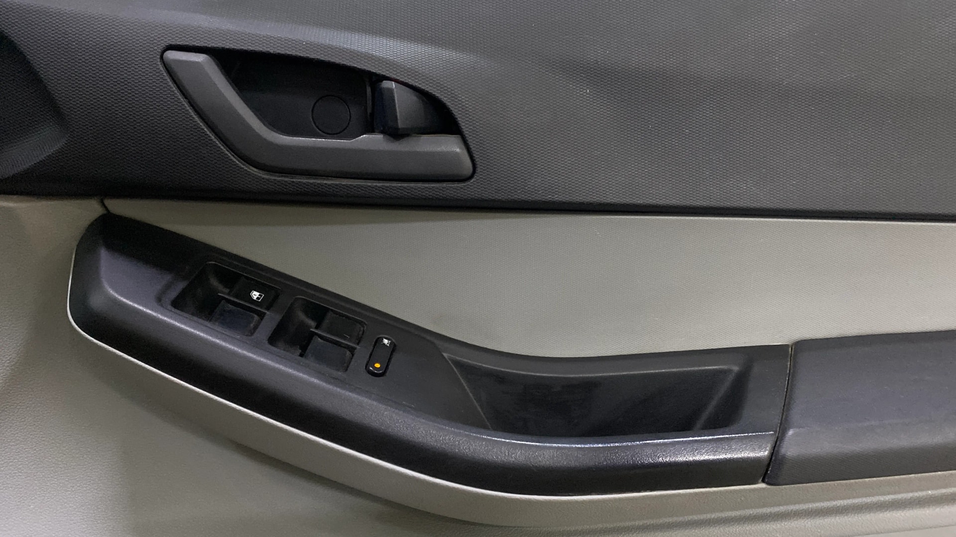 View 2023 Tata Tiago Revotorq XB Image 32 Used 2023 Tata Tiago Revotorq XB Image 32