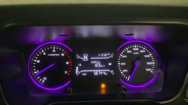 View Mahindra Marazzo Image 22 Used Mahindra Marazzo Image 22