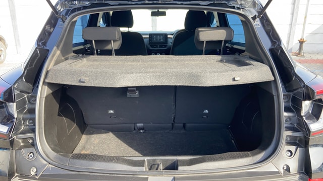 View Renault Kiger Image 10 Used Renault Kiger Image 10