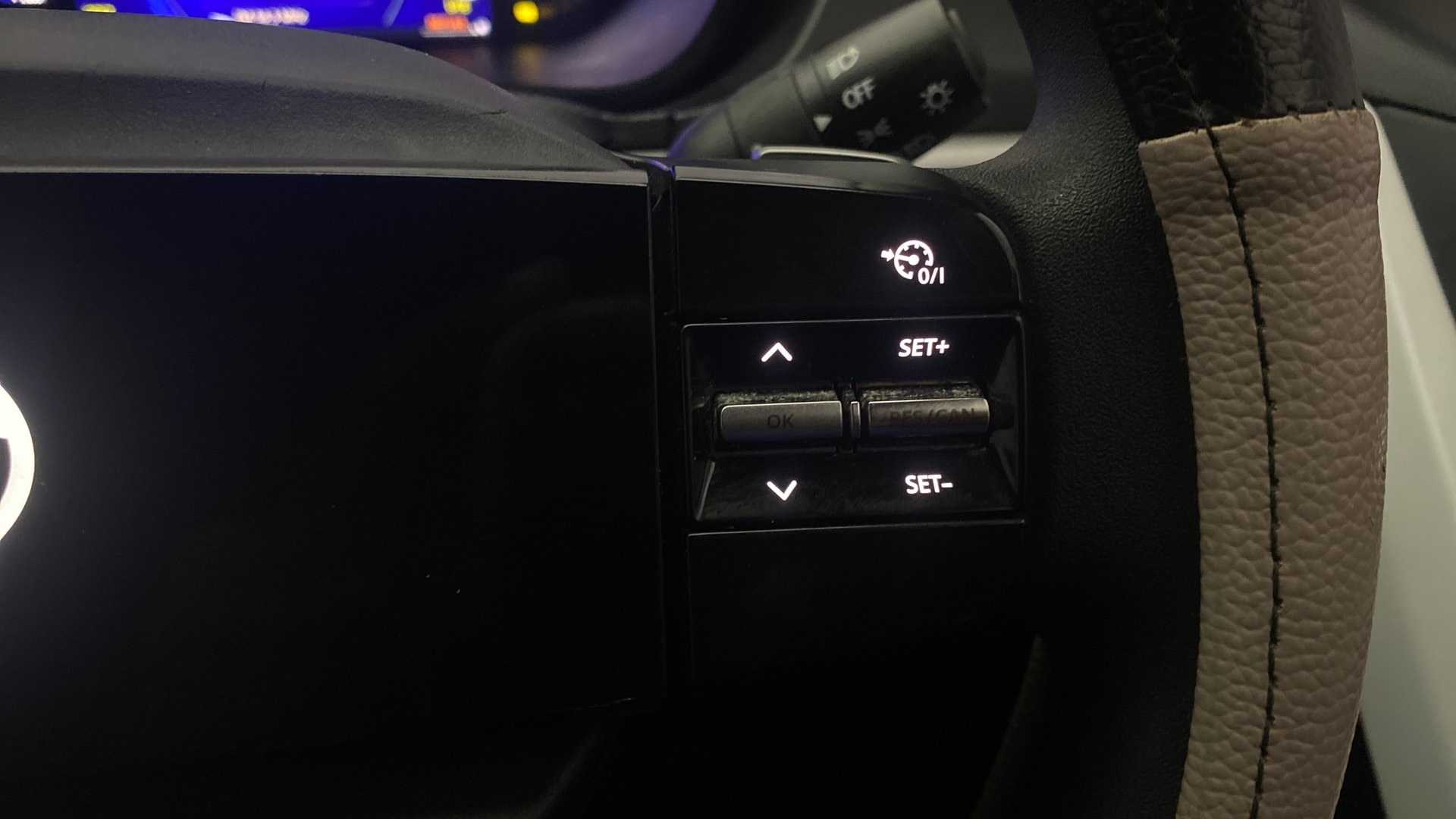 View 2024 Tata Nexon Revotron XE Image 3 Used 2024 Tata Nexon Revotron XE Image 3