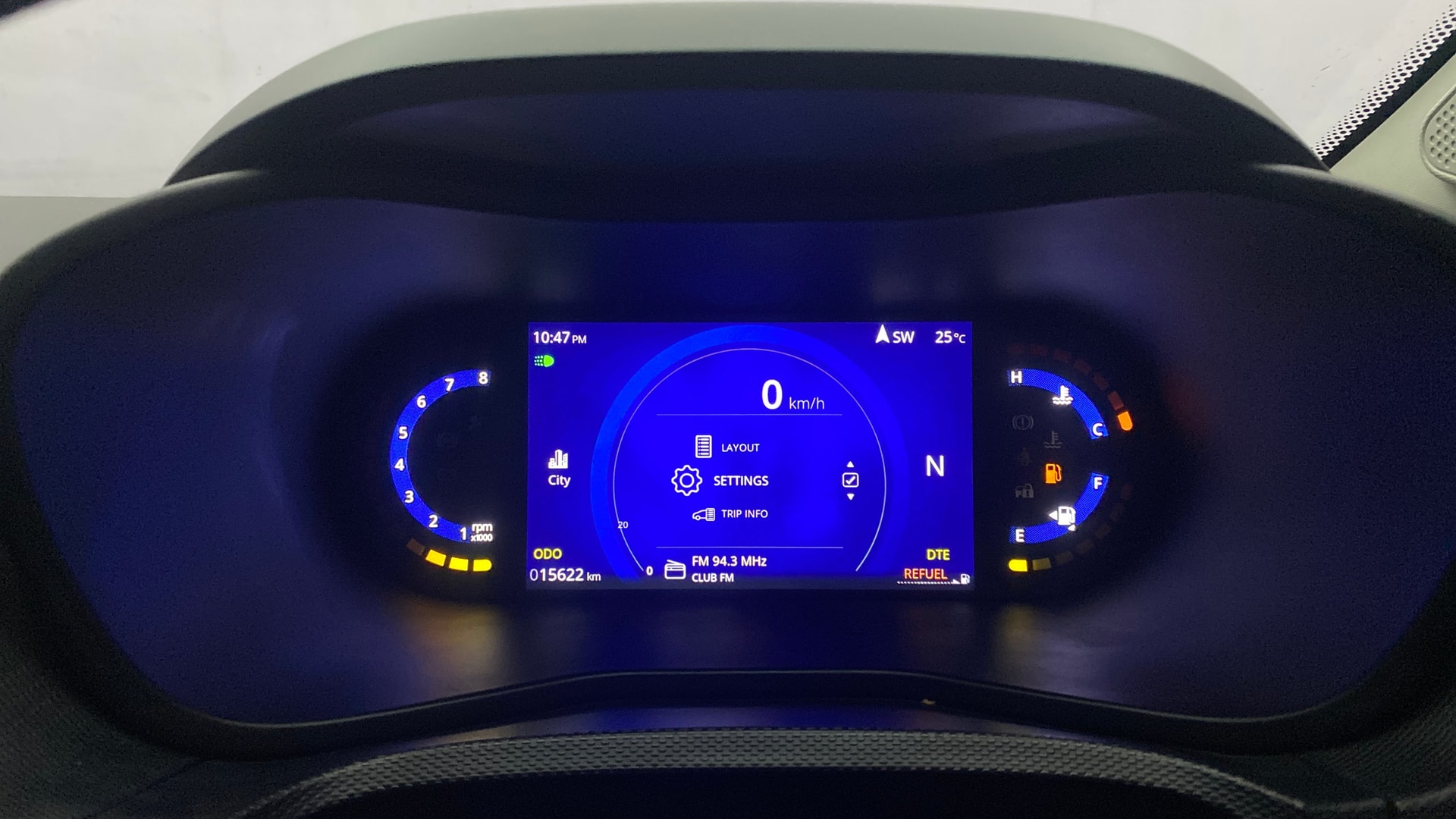 View 2024 Tata Nexon Revotron XE Image 21 Used 2024 Tata Nexon Revotron XE Image 21