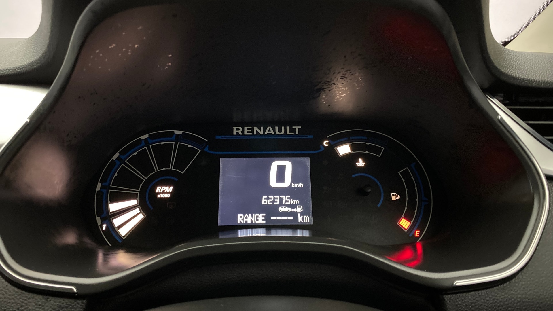 View 2019 Renault Triber RXZ Image 36 Used 2019 Renault Triber RXZ Image 36