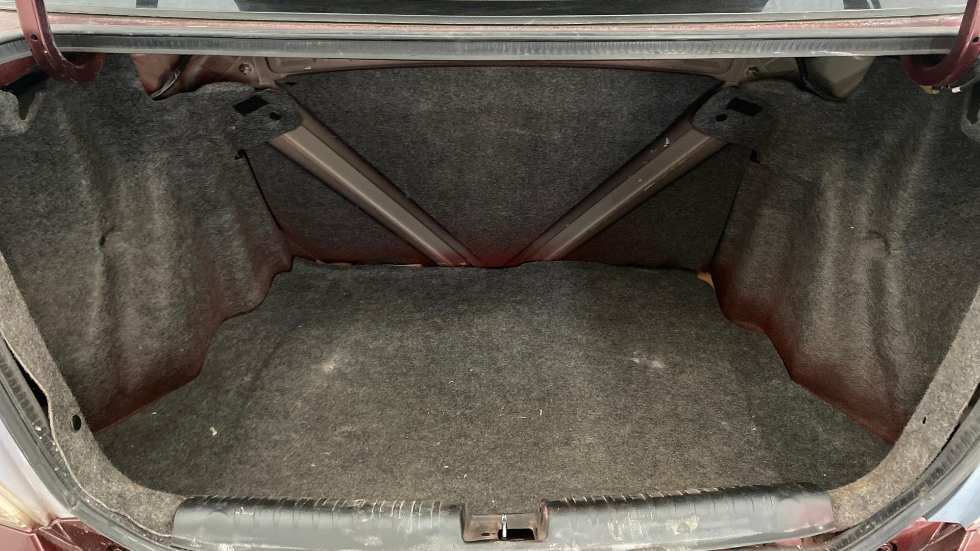 View 2014 Honda Amaze E MT Petrol BS IV Image 10 Used 2014 Honda Amaze E MT Petrol BS IV Image 10