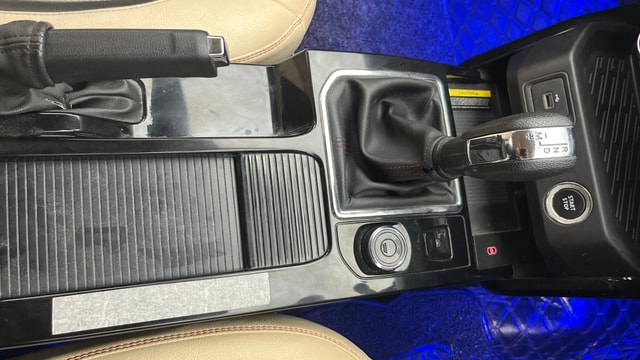 View Renault Kiger Image 39 Used Renault Kiger Image 39