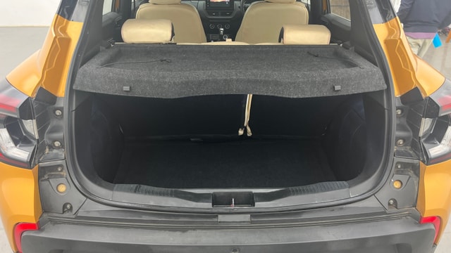 View Renault Kiger Image 10 Used Renault Kiger Image 10