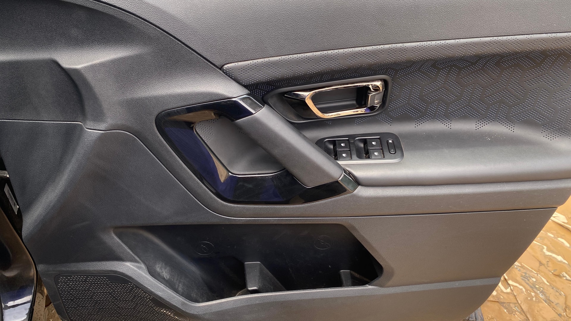 View 2023 Tata Safari XZA Plus Image 41 Used 2023 Tata Safari XZA Plus Image 41