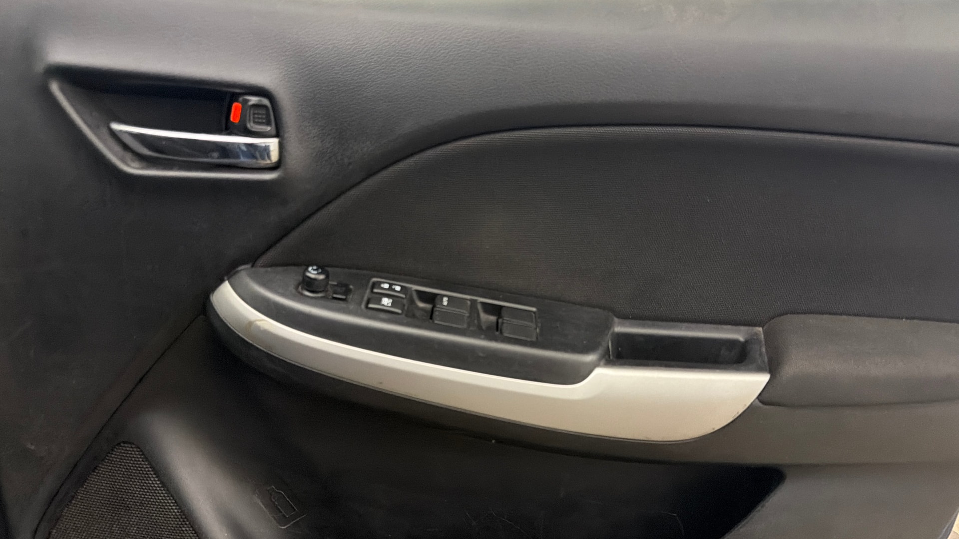View 2017 Maruti Suzuki 1000 Base Variant Image 32 Used 2017 Maruti Suzuki 1000 Base Variant Image 32