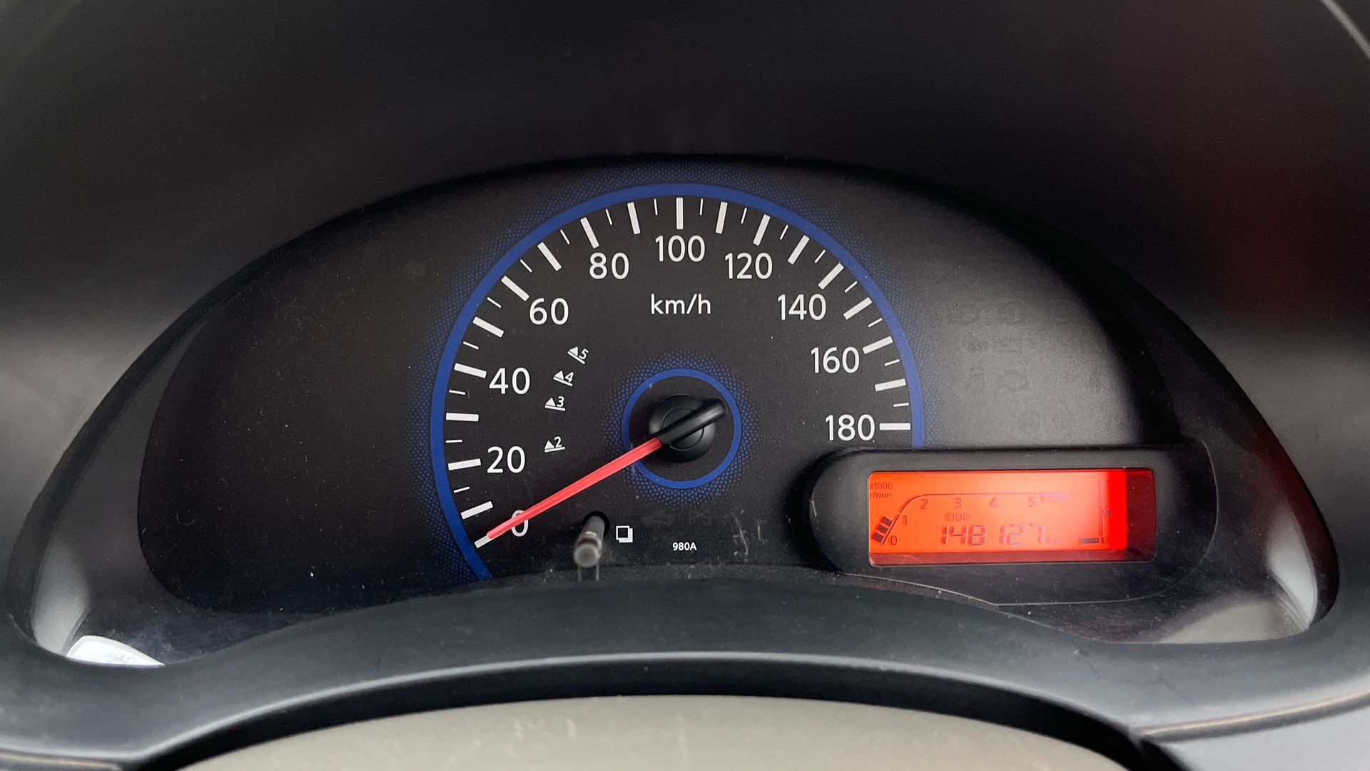 View 2015 Datsun Go T Image 34 Used 2015 Datsun Go T Image 34
