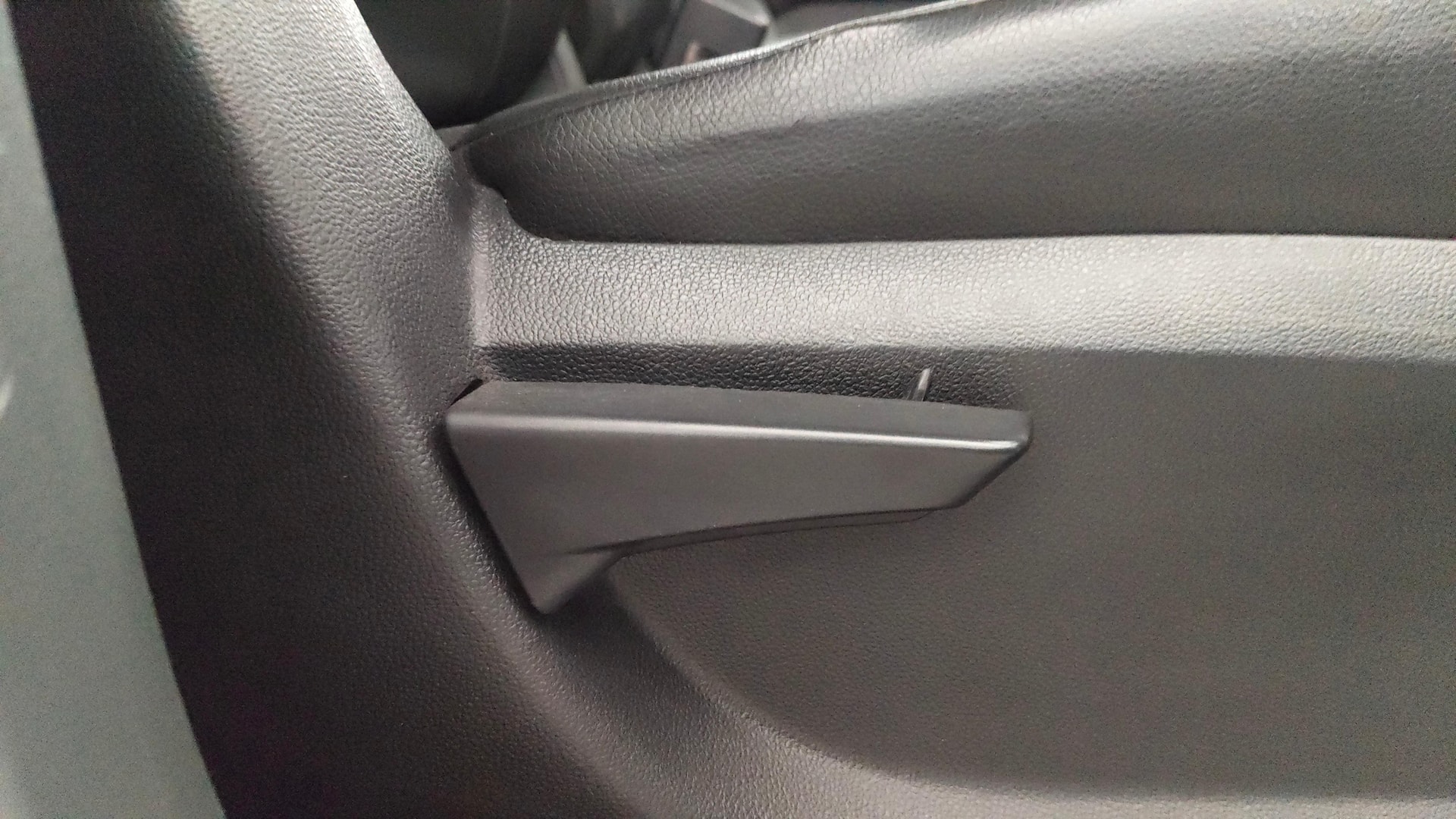 View 2019 Mahindra KUV100 K2 Petrol BS IV Image 18 Used 2019 Mahindra KUV100 K2 Petrol BS IV Image 18