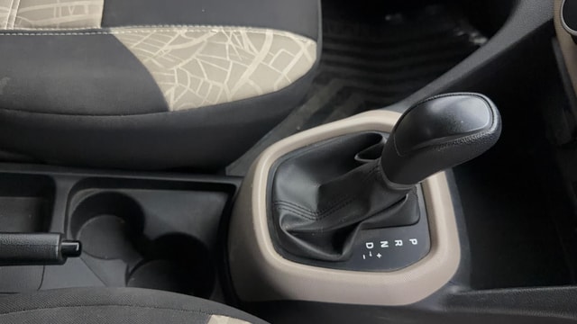 View Hyundai Grand i10 Image 37 Used Hyundai Grand i10 Image 37