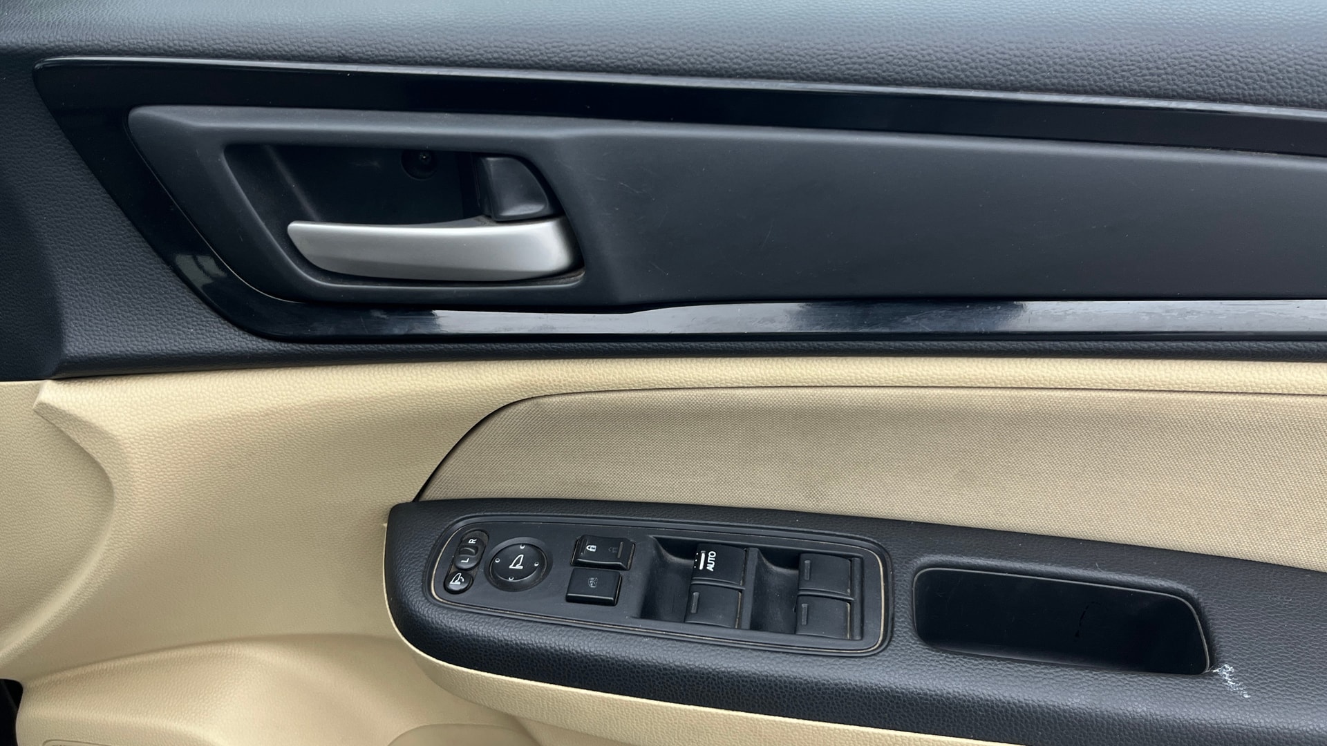 View 2019 Honda Amaze E MT Petrol BS IV Image 33 Used 2019 Honda Amaze E MT Petrol BS IV Image 33