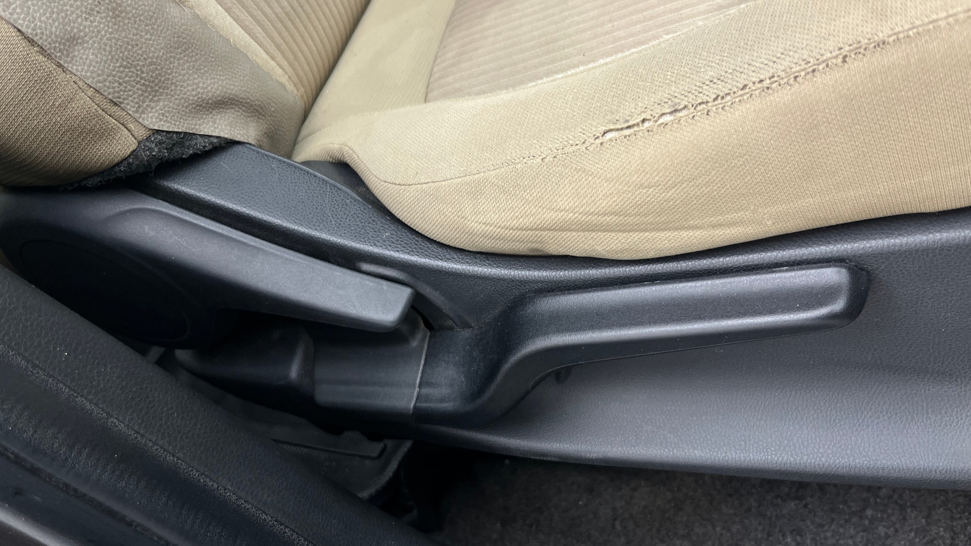 View 2019 Honda Amaze E MT Petrol BS IV Image 18 Used 2019 Honda Amaze E MT Petrol BS IV Image 18