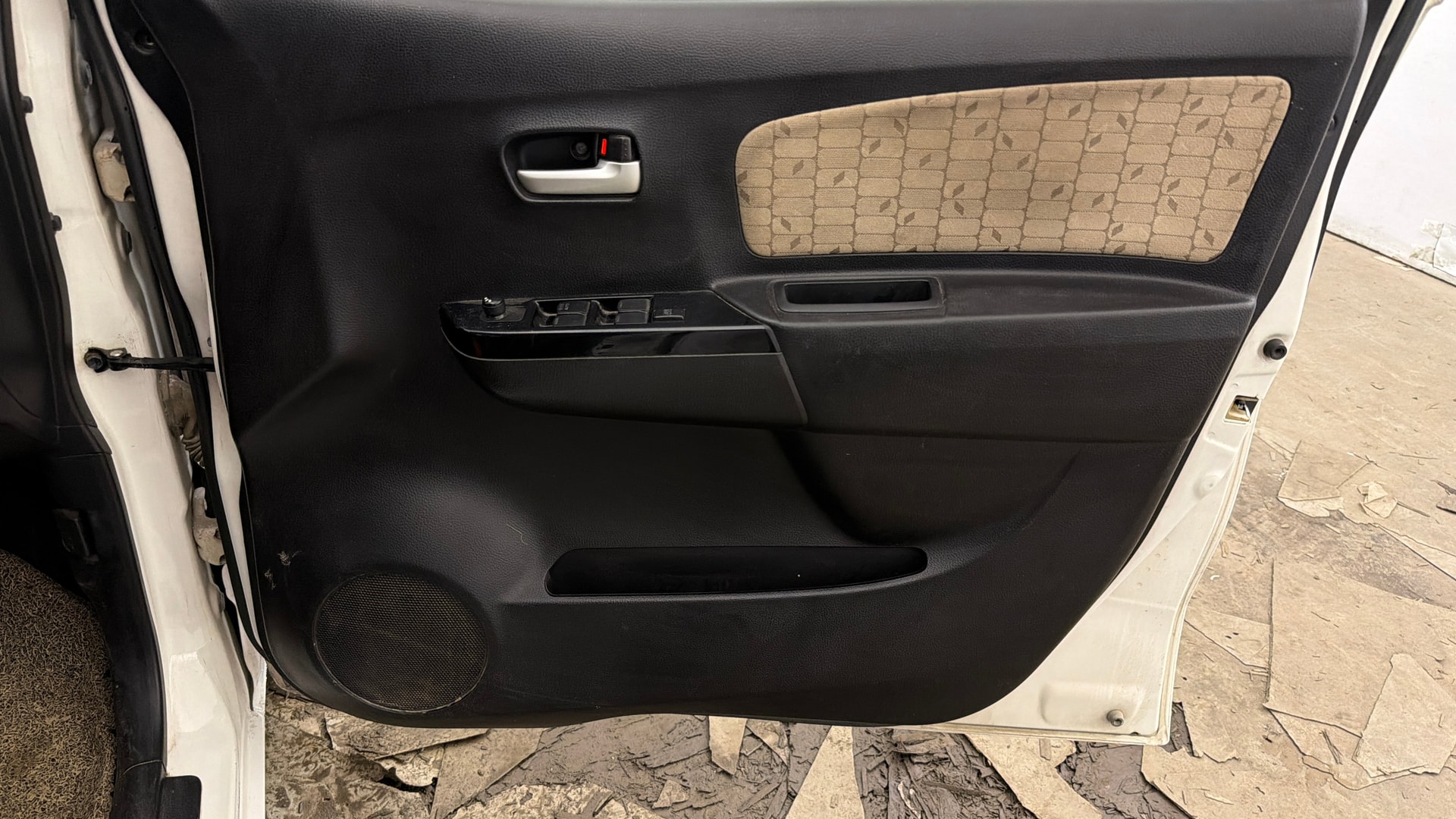 View 2018 Maruti Suzuki 1000 Base Variant Image 32 Used 2018 Maruti Suzuki 1000 Base Variant Image 32