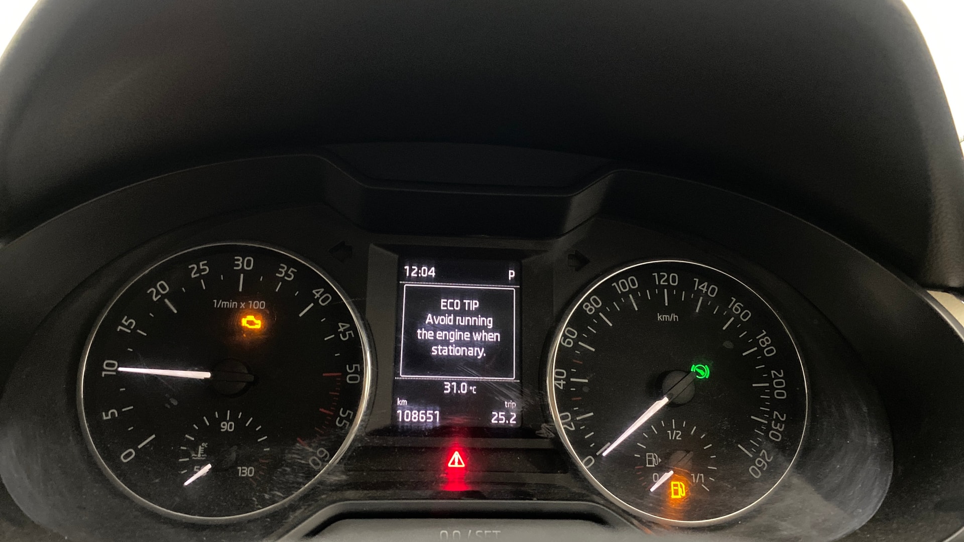 View 2016 Skoda Octavia 2.0 Style Plus TDI CR AT Image 21 Used 2016 Skoda Octavia 2.0 Style Plus TDI CR AT Image 21