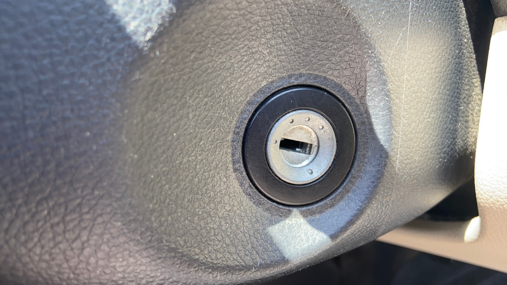 View 2018 Hyundai EON Era Plus Image 33 Used 2018 Hyundai EON Era Plus Image 33