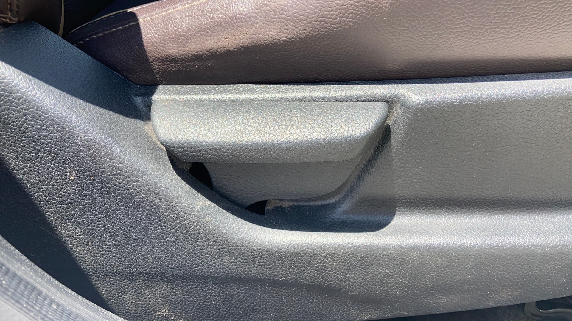 View 2018 Hyundai EON Era Plus Image 18 Used 2018 Hyundai EON Era Plus Image 18