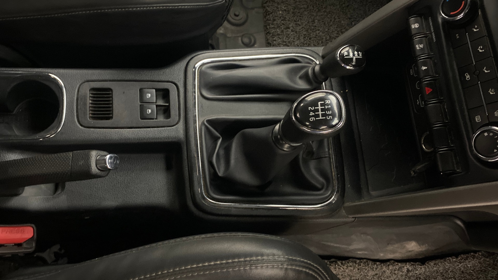 View 2021 Mahindra Thar AX Standard Manual Soft Top 6 Seater Image 38 Used 2021 Mahindra Thar AX Standard Manual Soft Top 6 Seater Image 38