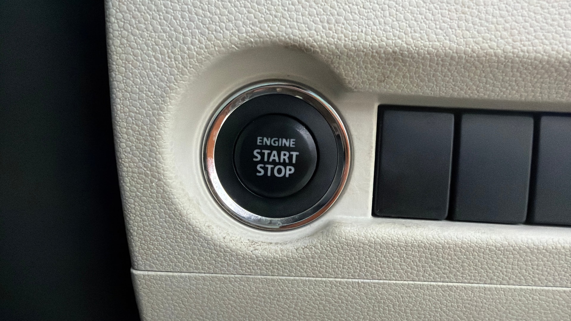 View 2020 Maruti Suzuki 1000 Base Variant Image 34 Used 2020 Maruti Suzuki 1000 Base Variant Image 34
