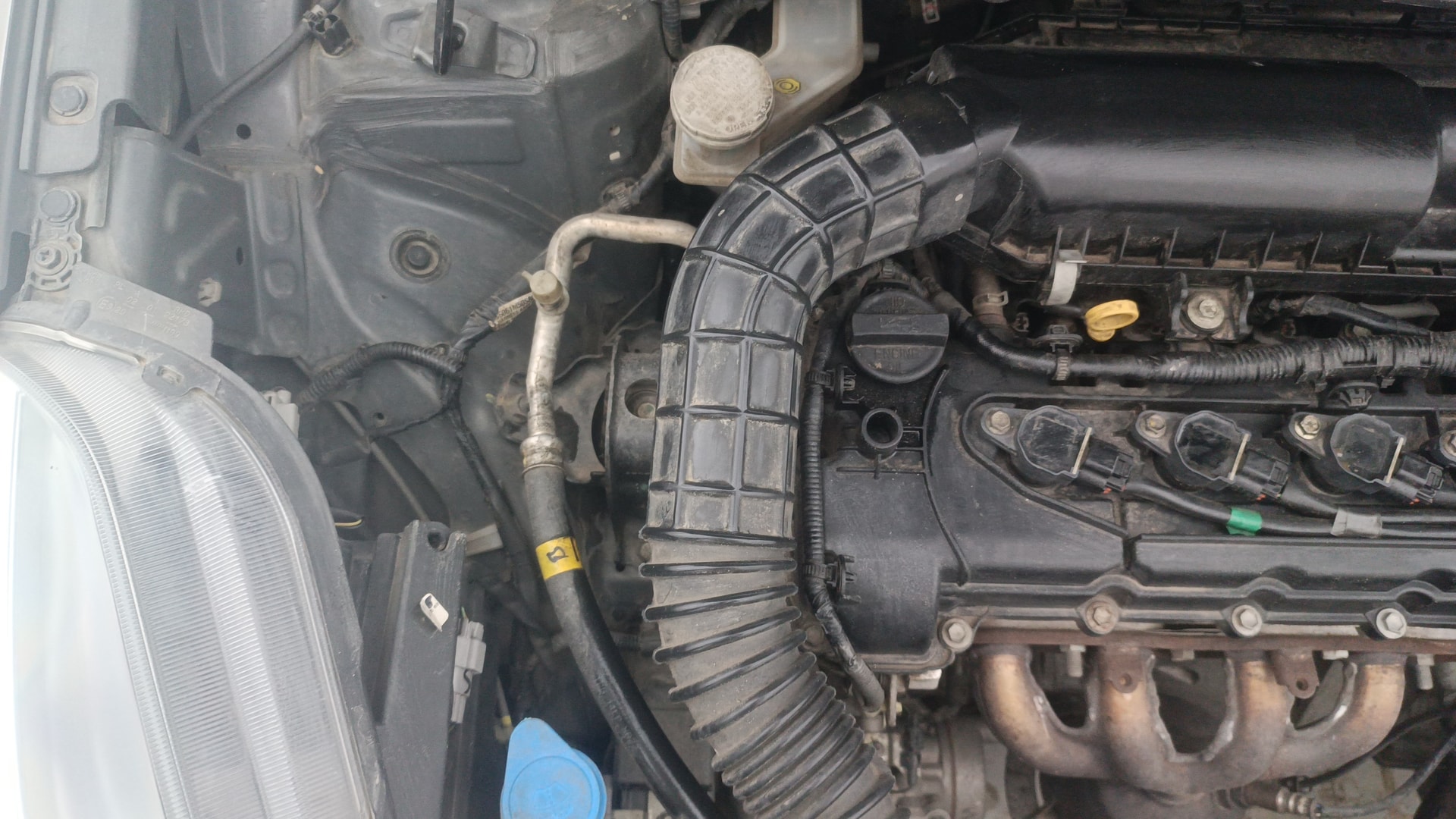 View 2019 Maruti Suzuki 1000 Base Variant Image 3 Used 2019 Maruti Suzuki 1000 Base Variant Image 3