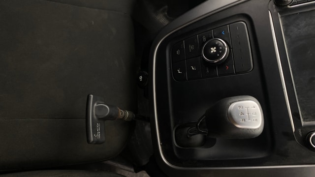View Mahindra KUV100 Image 37 Used Mahindra KUV100 Image 37