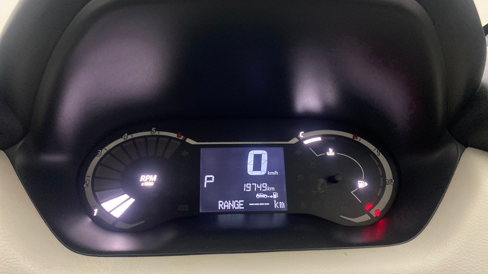 Used 2022 Nissan Magnite Used 2022 Nissan Magnite