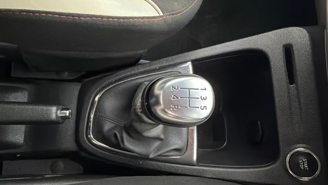 View Renault Captur Image 42 Used Renault Captur Image 42