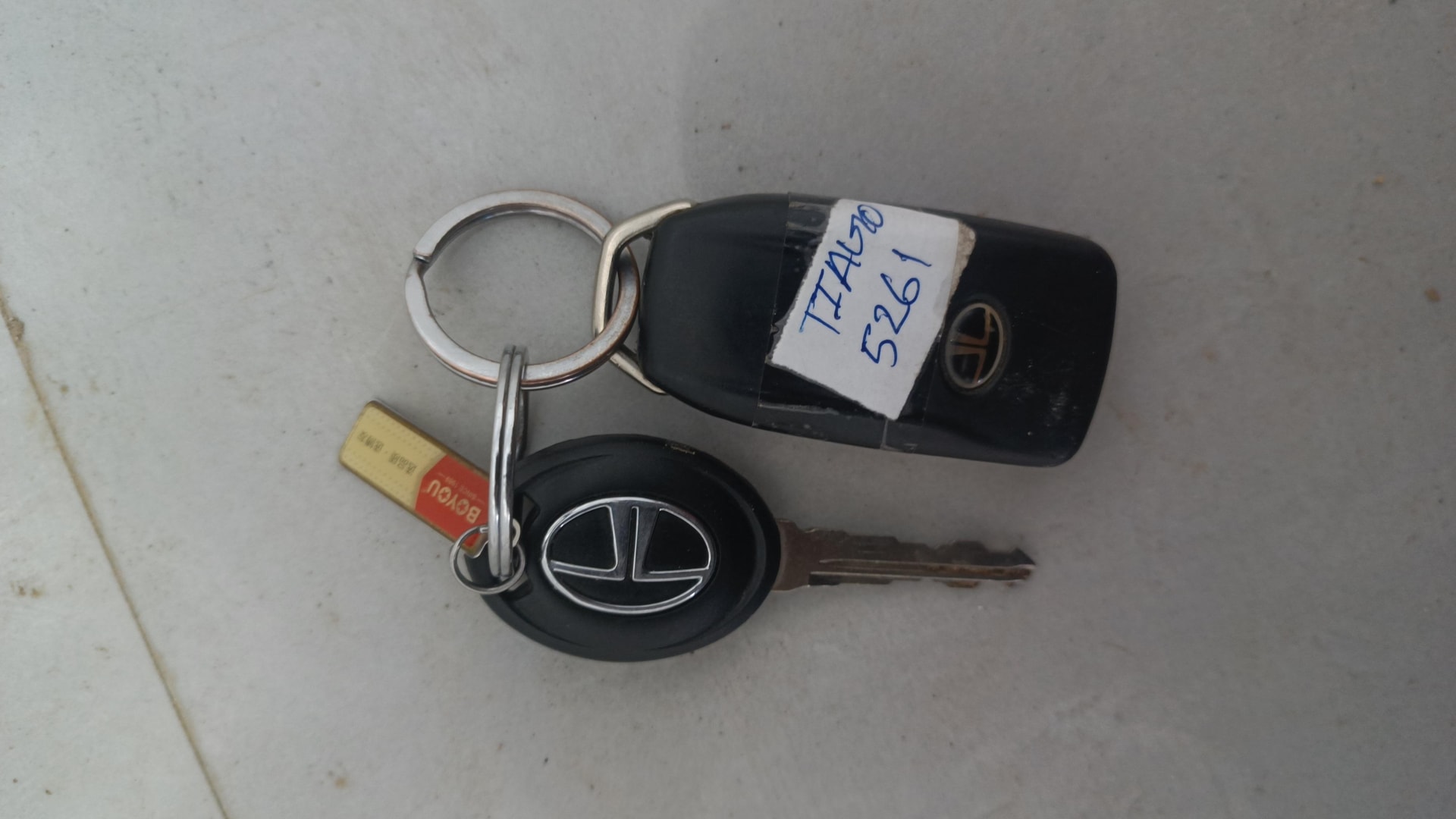View 2019 Tata Tiago Revotorq XB Image 26 Used 2019 Tata Tiago Revotorq XB Image 26