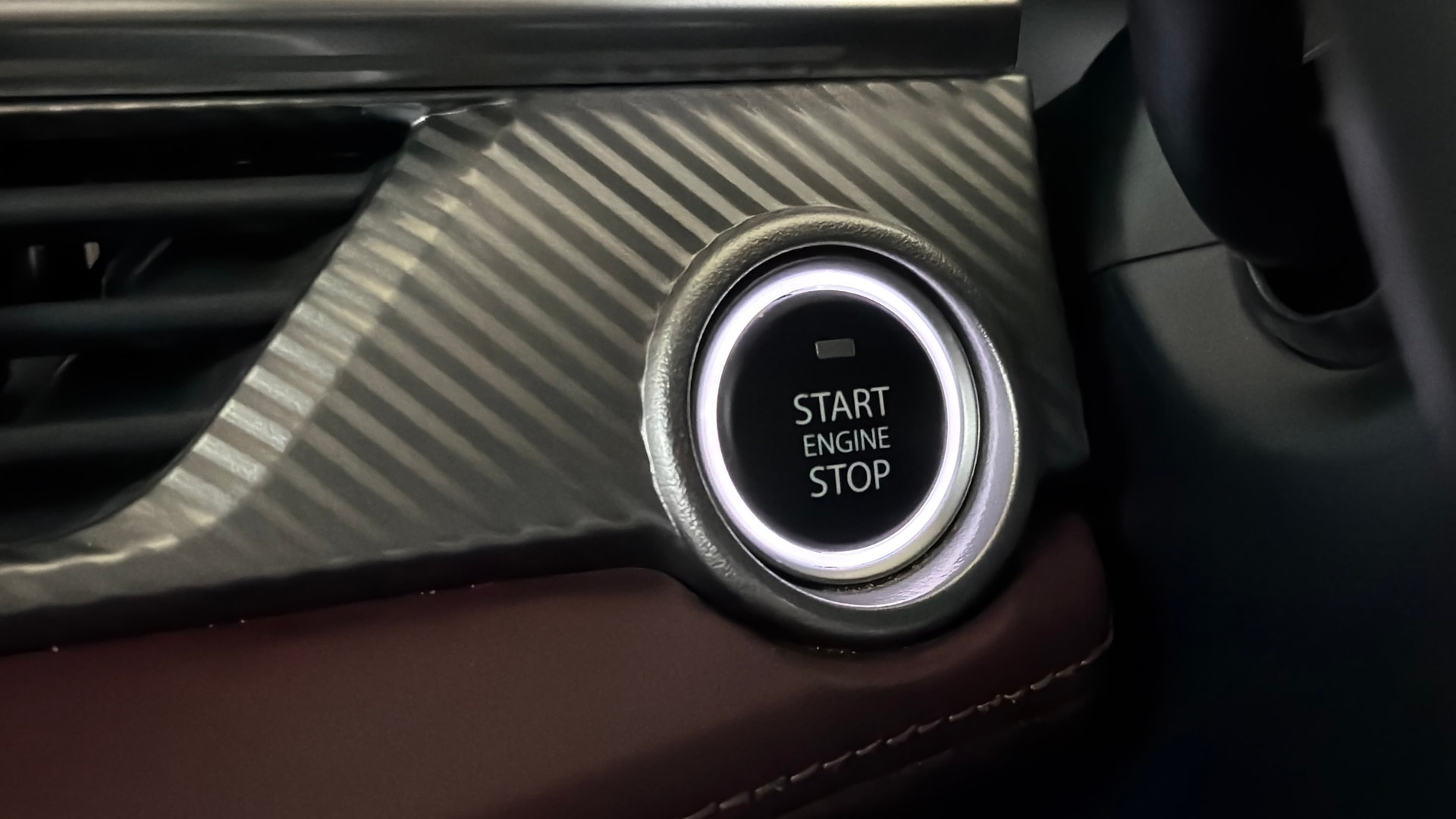 View 2025 Tata Curvv Smart 1.2 Revotron Petrol 6MT Image 36 Used 2025 Tata Curvv Smart 1.2 Revotron Petrol 6MT Image 36
