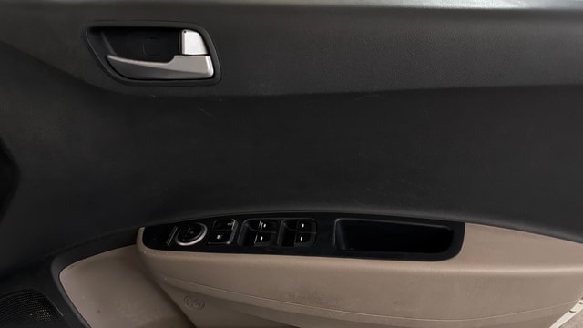 View Hyundai Grand i10 Image 32 Used Hyundai Grand i10 Image 32