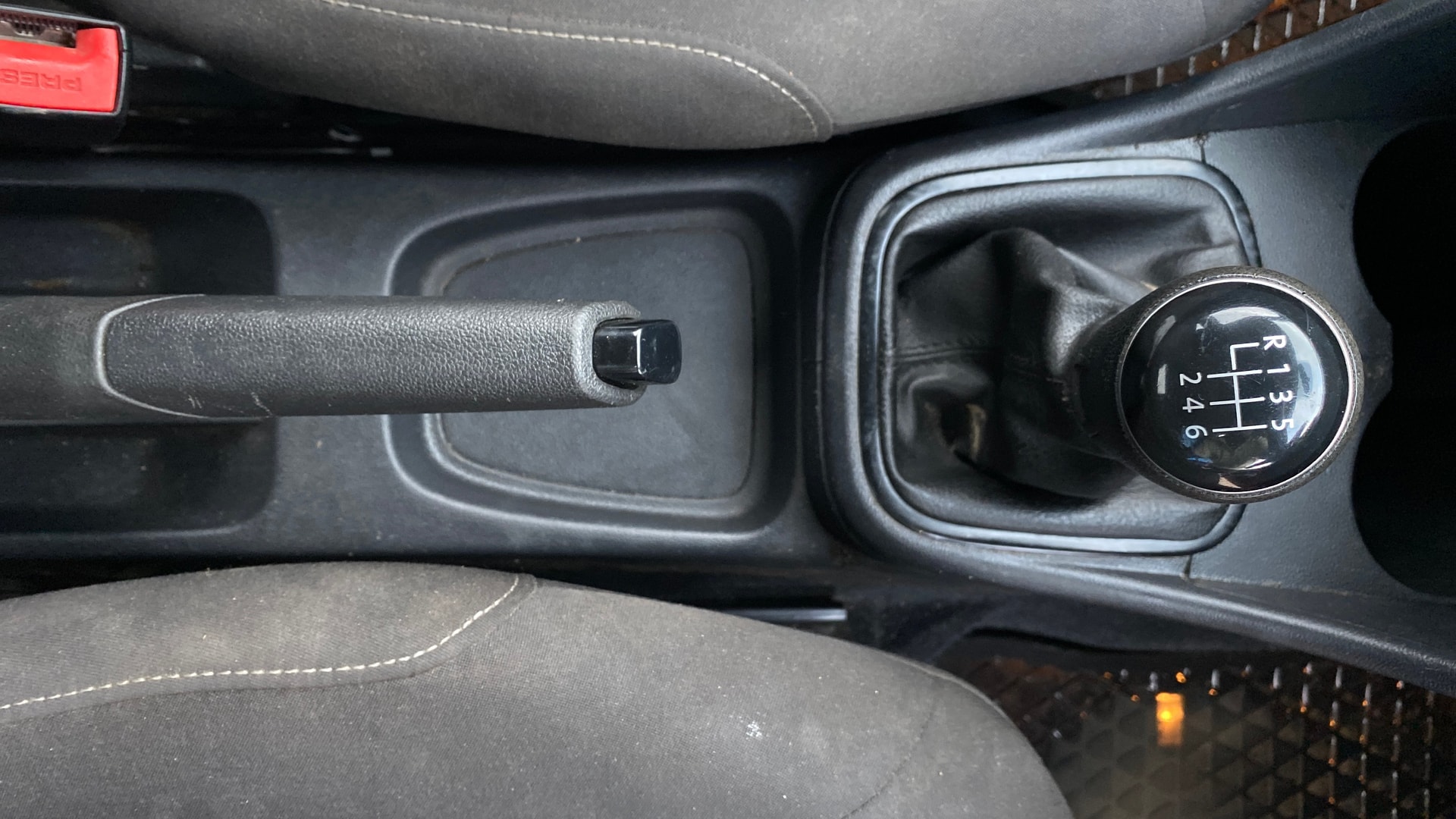 View 2021 Volkswagen Polo 1.0 L TSI Comfortline Petrol Image 37 Used 2021 Volkswagen Polo 1.0 L TSI Comfortline Petrol Image 37