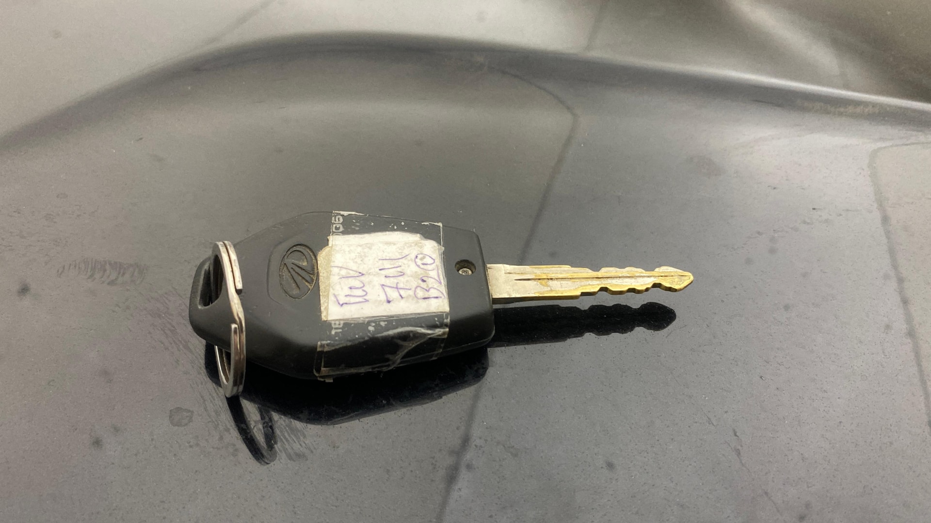 View 2018 Mahindra TUV300 T10 100HP AMT Image 27 Used 2018 Mahindra TUV300 T10 100HP AMT Image 27