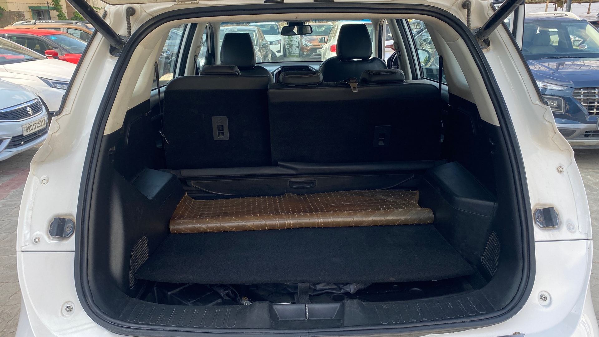 View 2019 MG Hector Sharp Diesel Image 11 Used 2019 MG Hector Sharp Diesel Image 11