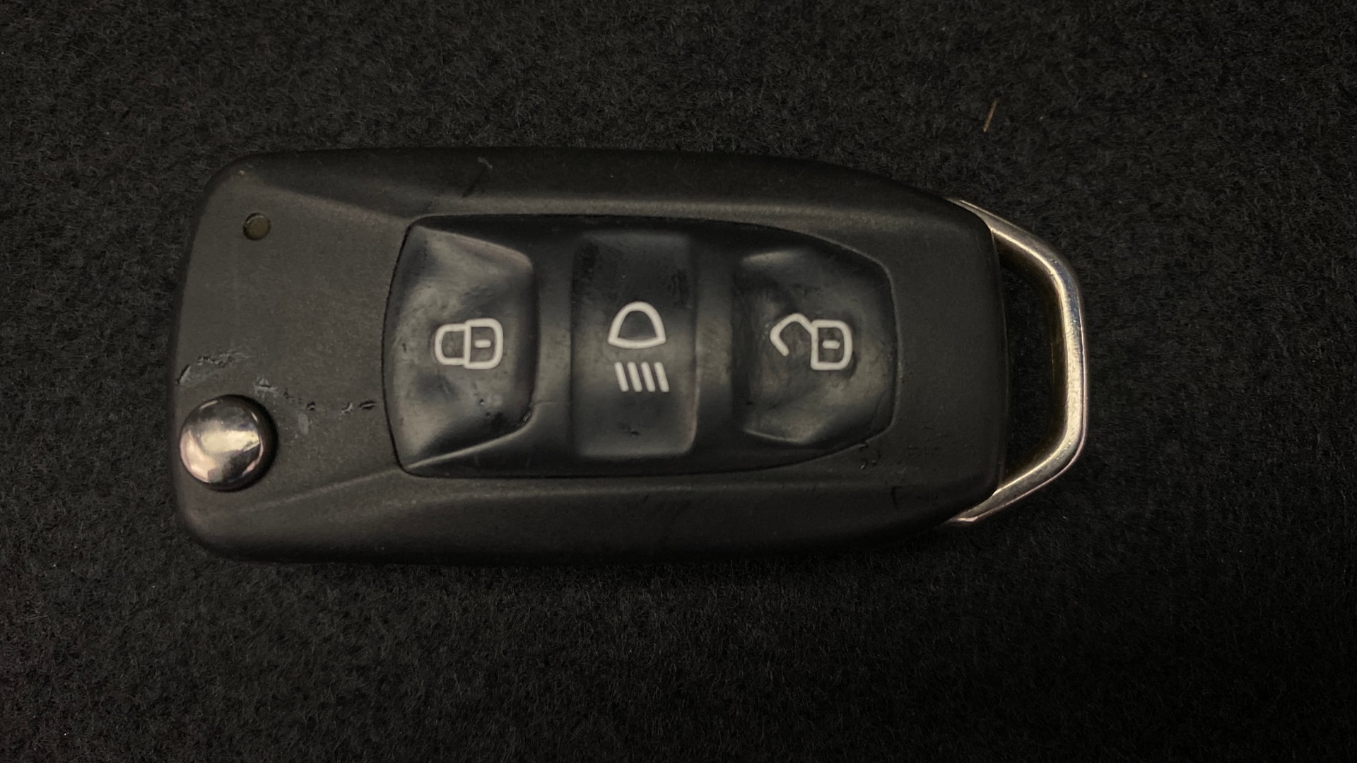 View 2025 Tata Tiago Revotorq XB Image 27 Used 2025 Tata Tiago Revotorq XB Image 27