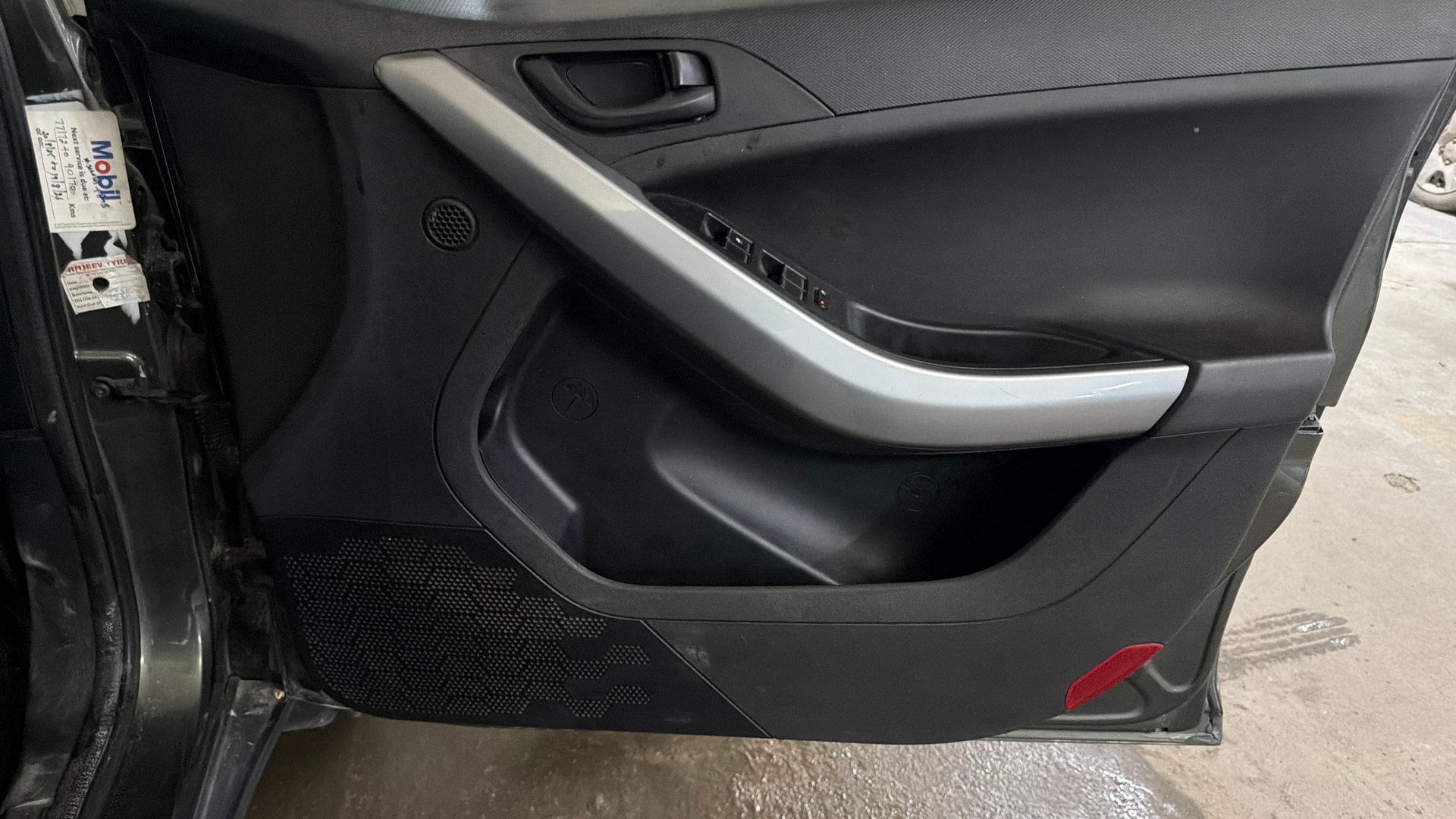 View 2020 Tata Nexon Revotron XMA AMT Image 32 Used 2020 Tata Nexon Revotron XMA AMT Image 32