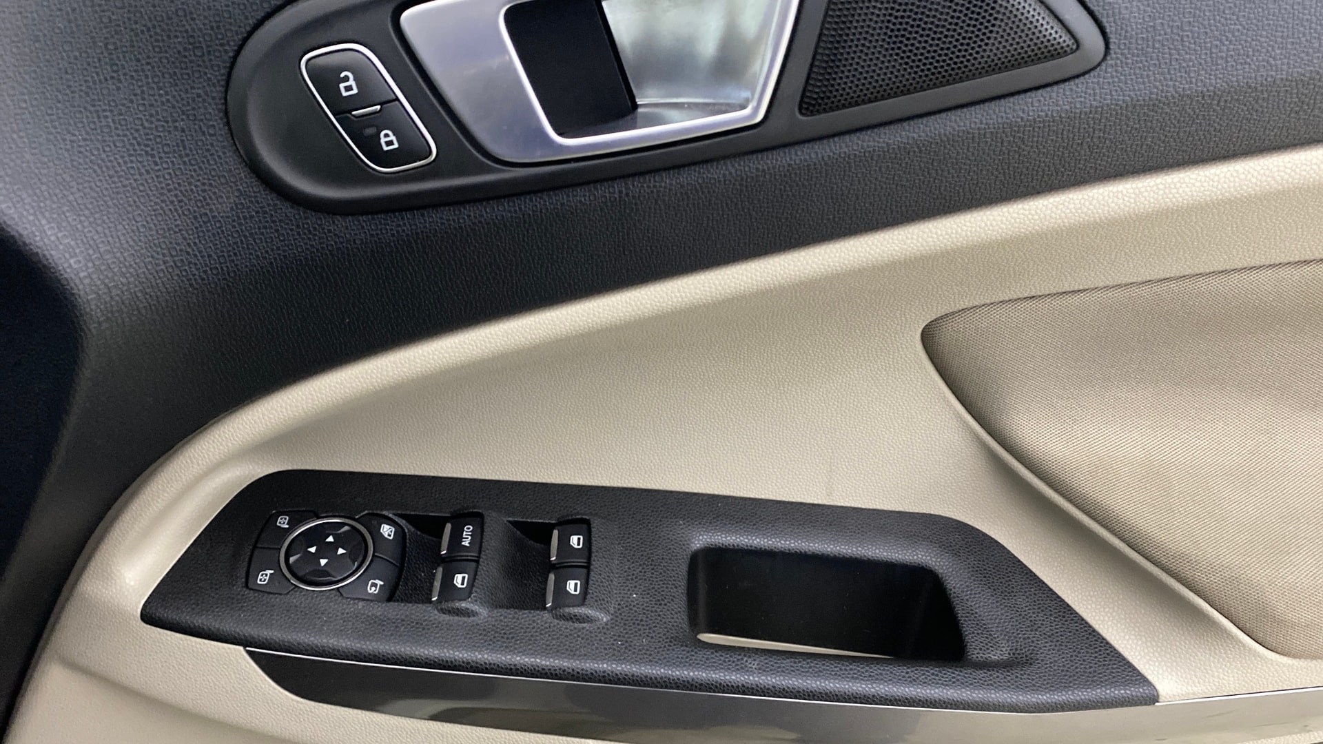 View 2020 Ford EcoSport 1.5 TDCi Diesel Ambiente BS IV Image 35 Used 2020 Ford EcoSport 1.5 TDCi Diesel Ambiente BS IV Image 35