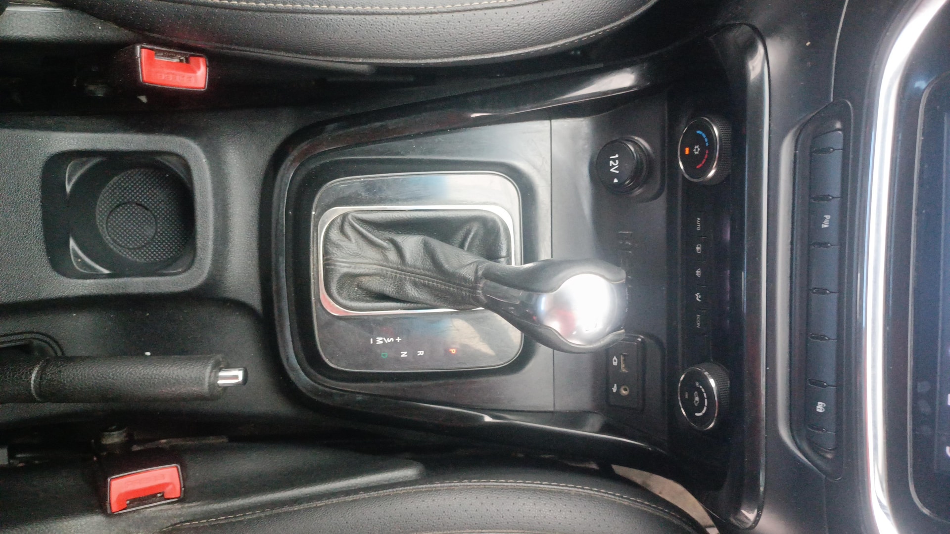 View 2019 Tata Hexa XTA 4X2 Image 43 Used 2019 Tata Hexa XTA 4X2 Image 43