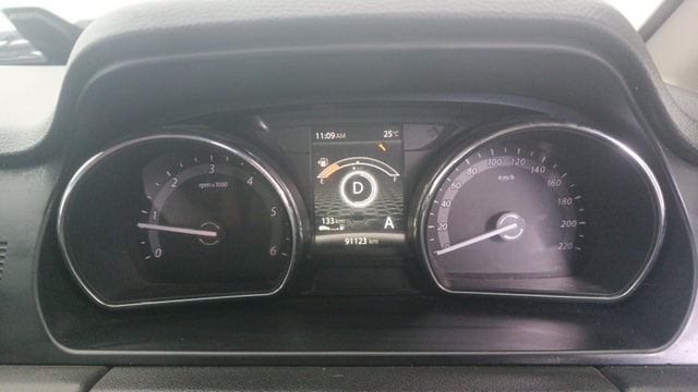 View Tata Hexa Image 22 Used Tata Hexa Image 22