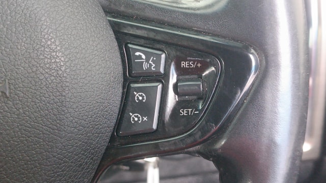 View Tata Hexa Image 3 Used Tata Hexa Image 3