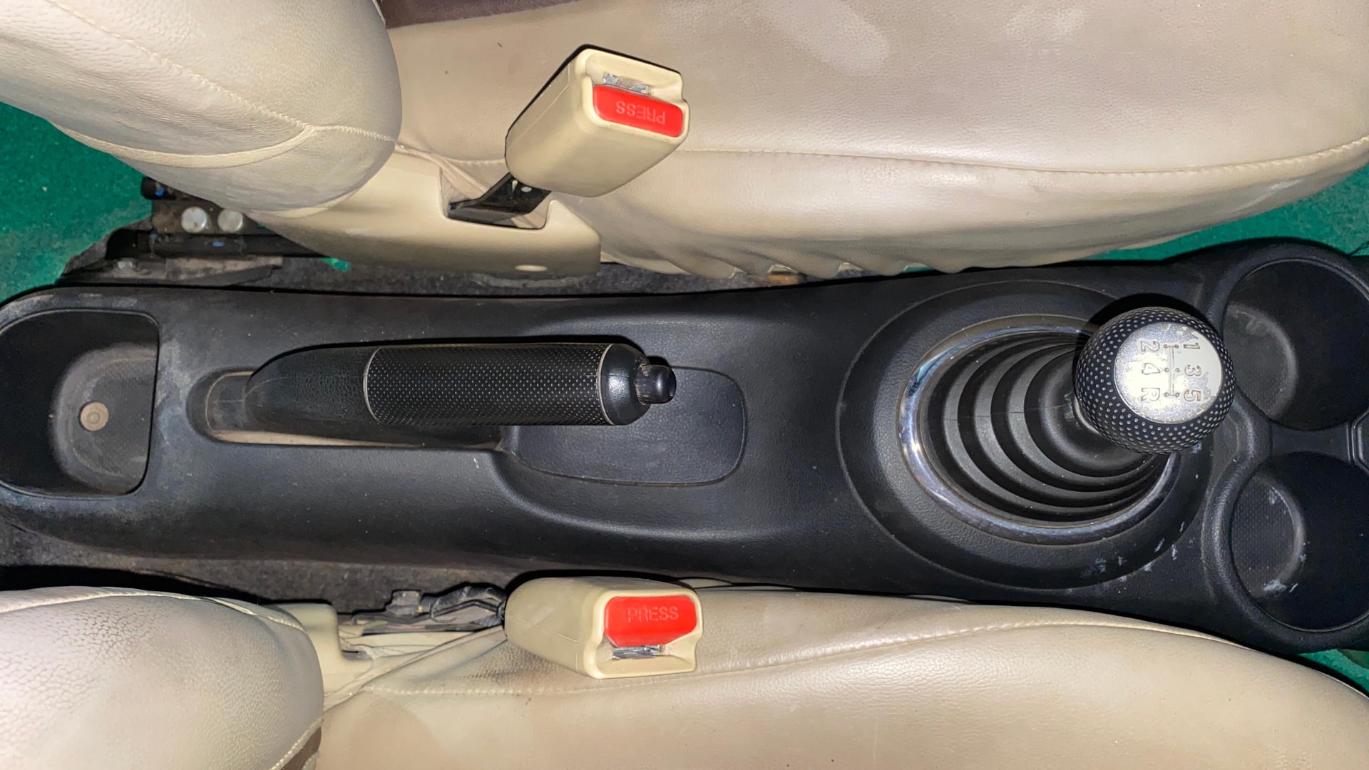 View 2015 Honda Brio S MT Petrol Image 37 Used 2015 Honda Brio S MT Petrol Image 37