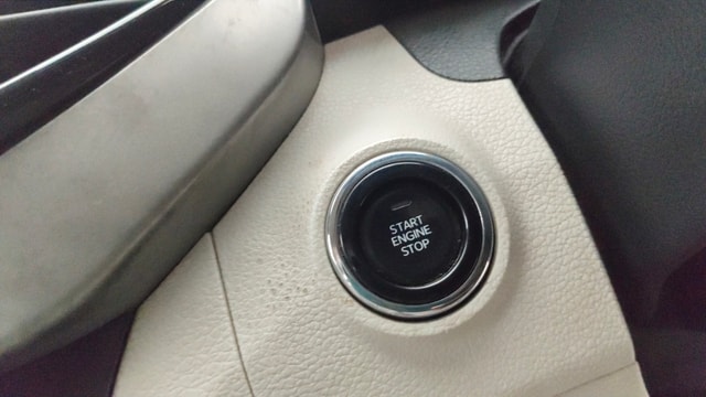 View Mahindra XUV300 Image 35 Used Mahindra XUV300 Image 35