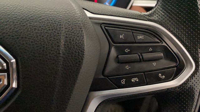 View MG Hector Plus Image 3 Used MG Hector Plus Image 3