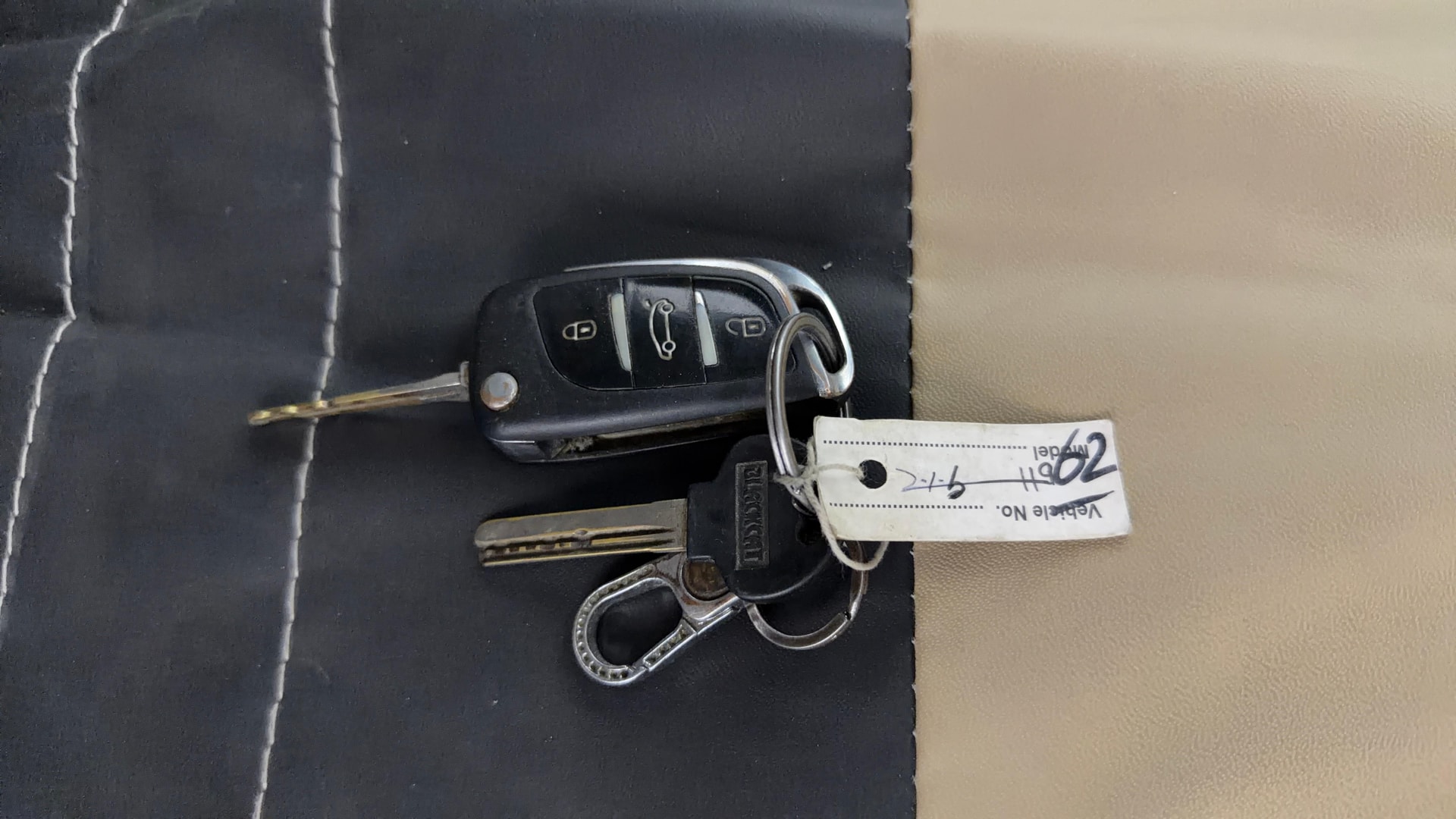 View 2019 Hyundai Grand i10 Sportz 1.2 Kappa Image 27 Used 2019 Hyundai Grand i10 Sportz 1.2 Kappa Image 27