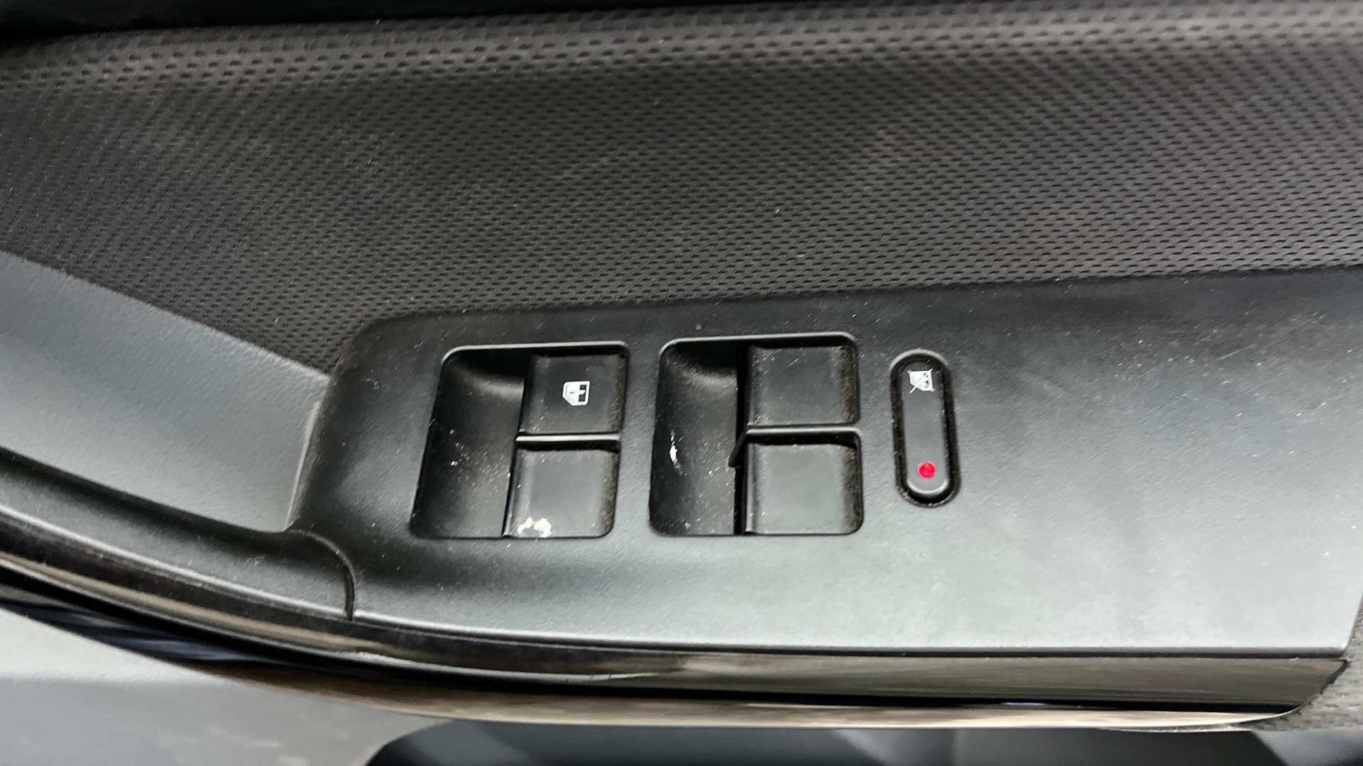 View 2019 Tata Tigor XE Diesel Image 36 Used 2019 Tata Tigor XE Diesel Image 36