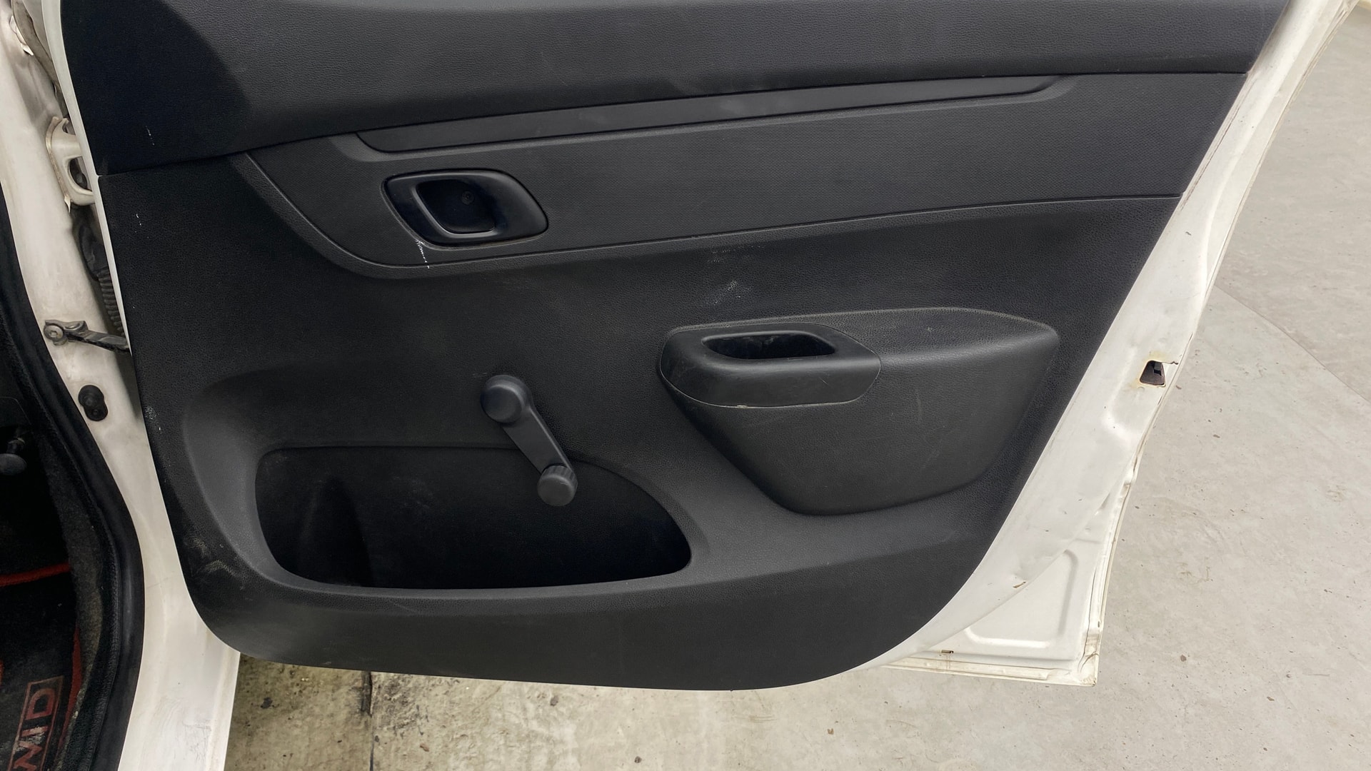 View 2022 Renault Kwid RXL 1.0 Image 33 Used 2022 Renault Kwid RXL 1.0 Image 33