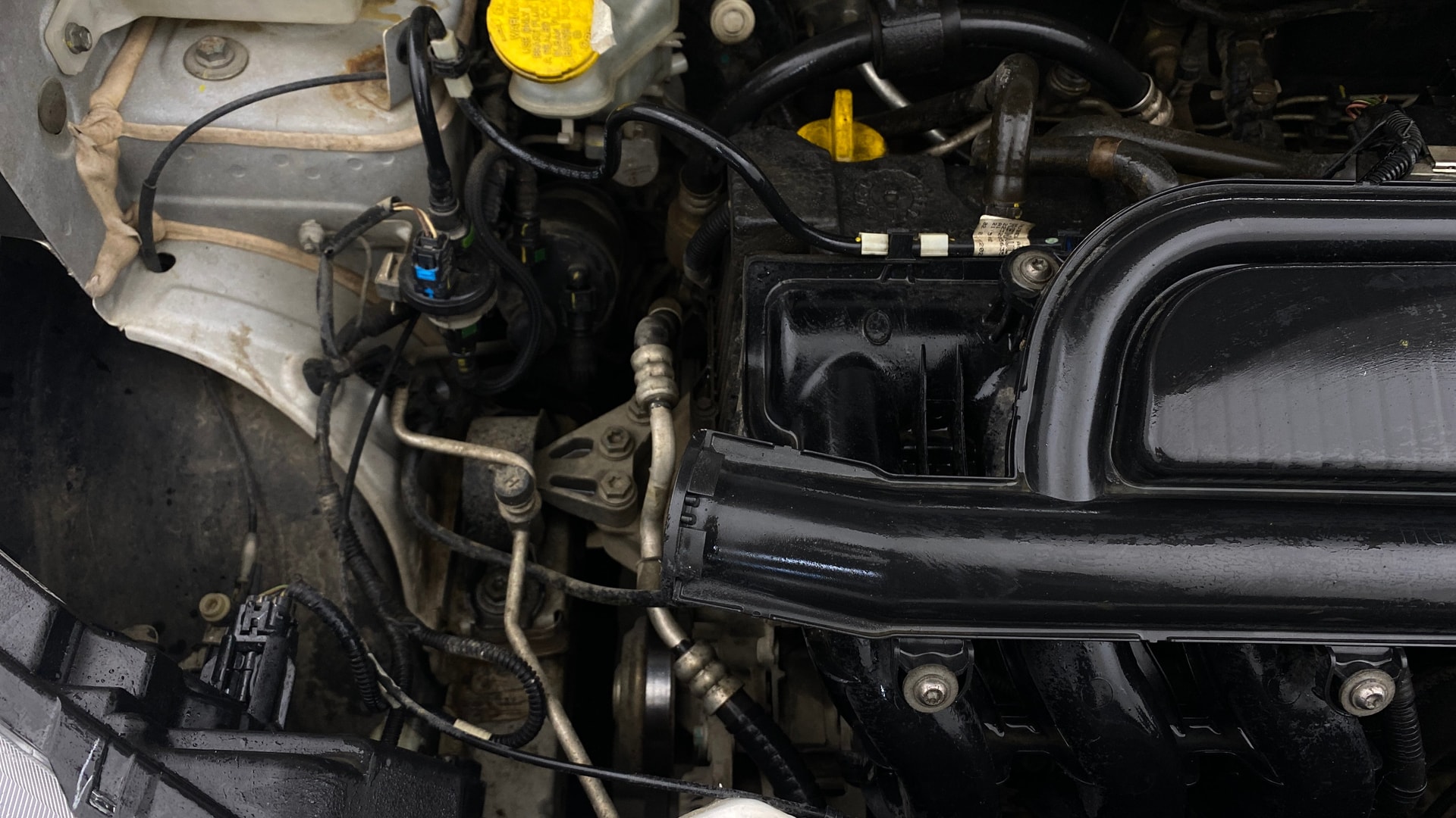 View 2022 Renault Kwid RXL 1.0 Image 3 Used 2022 Renault Kwid RXL 1.0 Image 3
