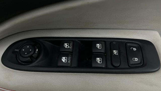View Jeep Compass Image 39 Used Jeep Compass Image 39