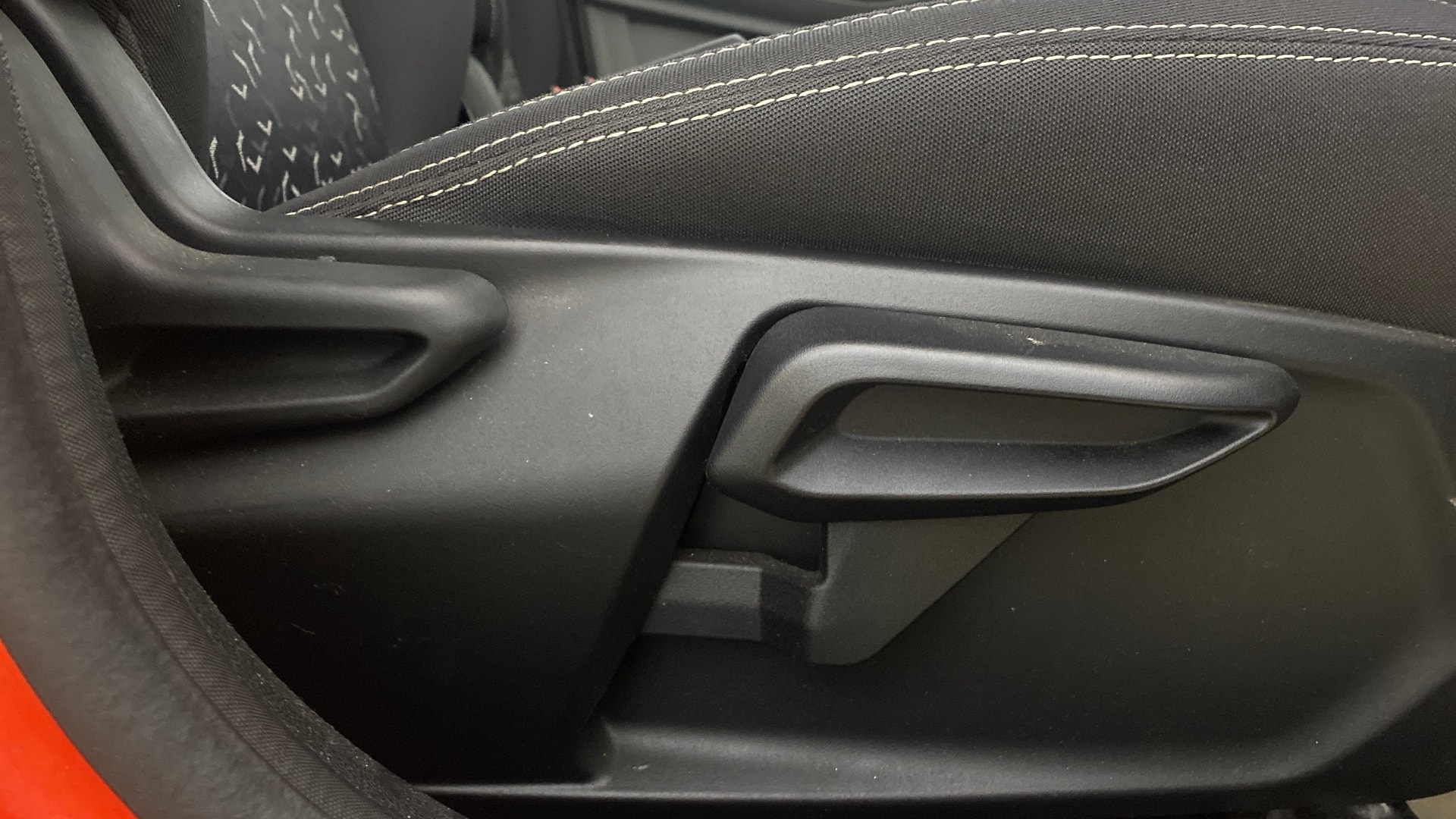View 2021 Tata Tiago Revotorq XB Image 18 Used 2021 Tata Tiago Revotorq XB Image 18